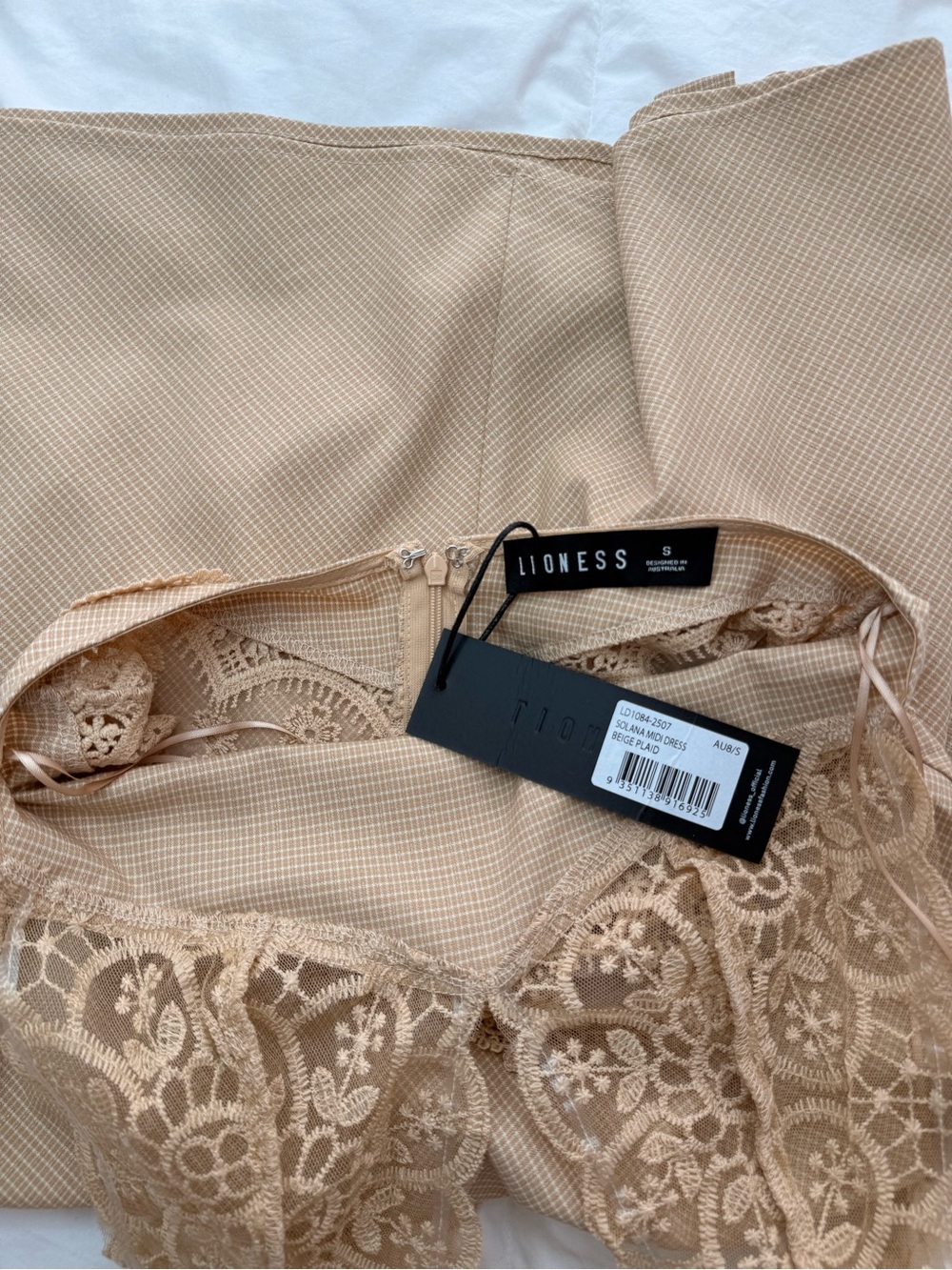 Lioness Solana Lace Midi Dress size Small - Picture 15 of 16